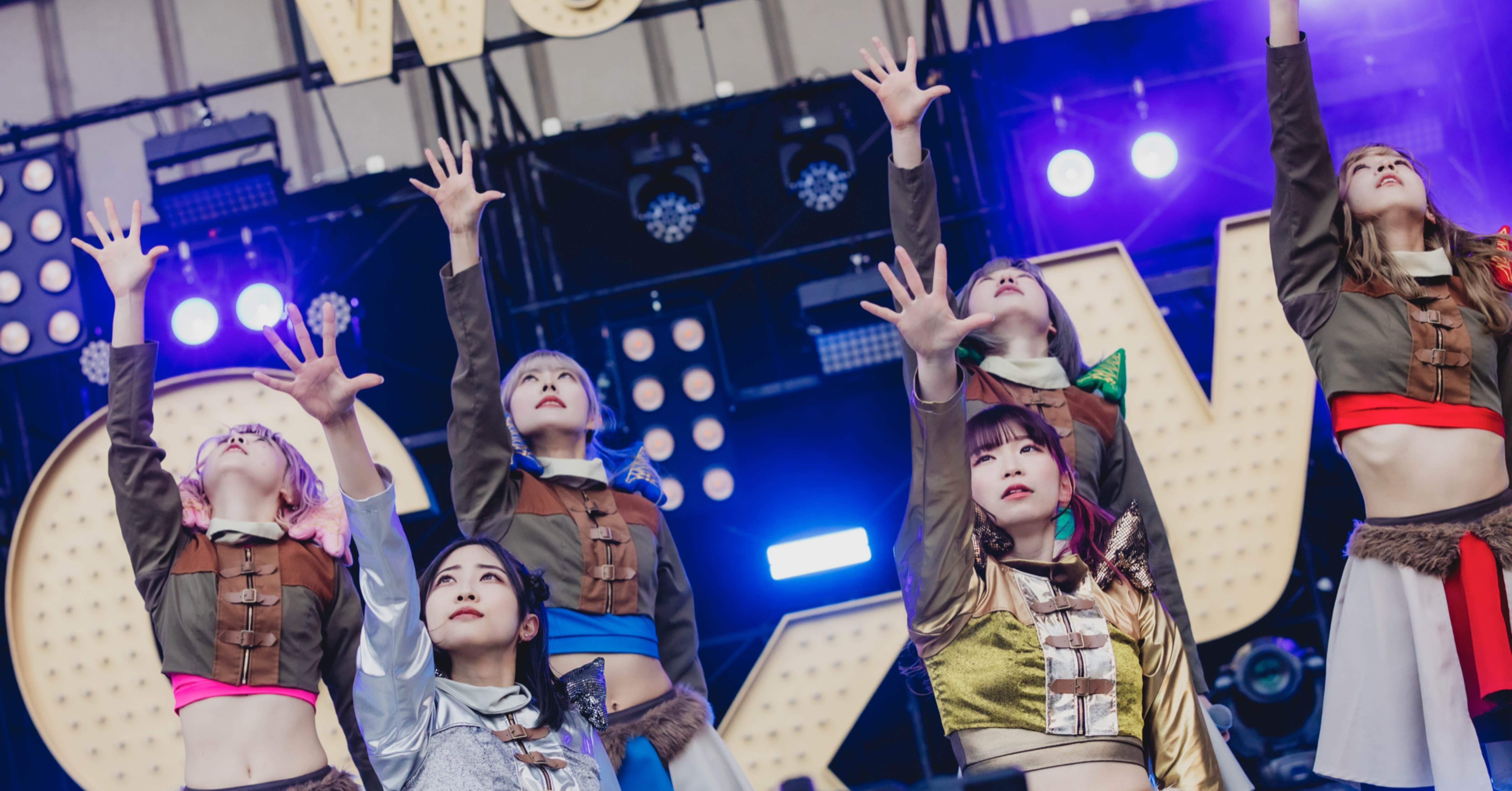 豆柴の大群都内某所 a.k.a. MONSTERIDOL】4月3日(水)に1枚目の