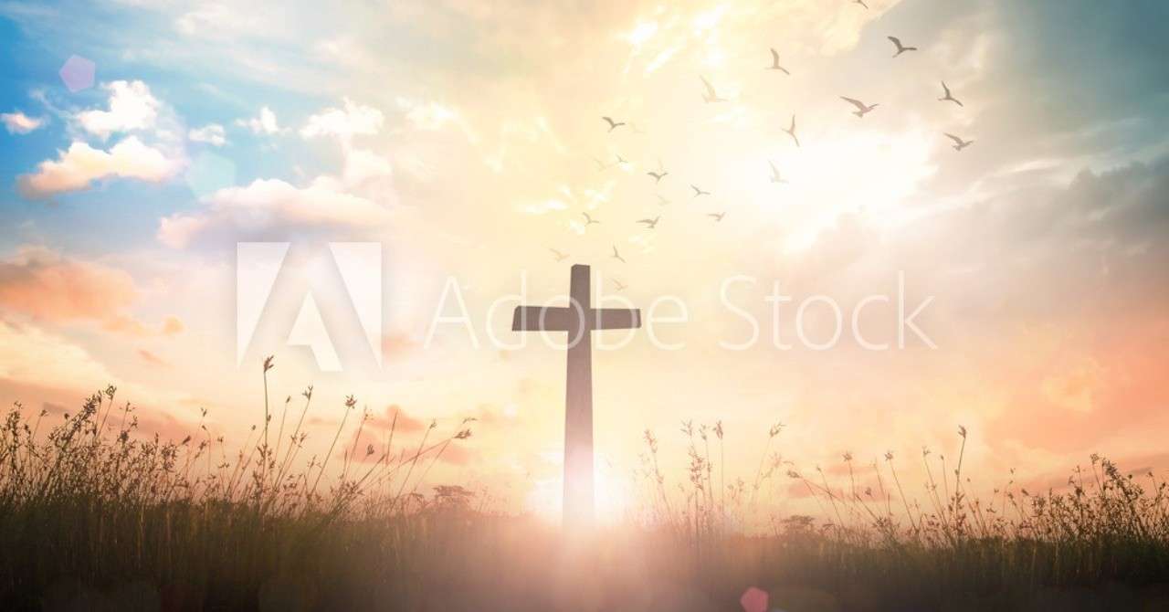 AdobeStock_194113074_Preview十字架