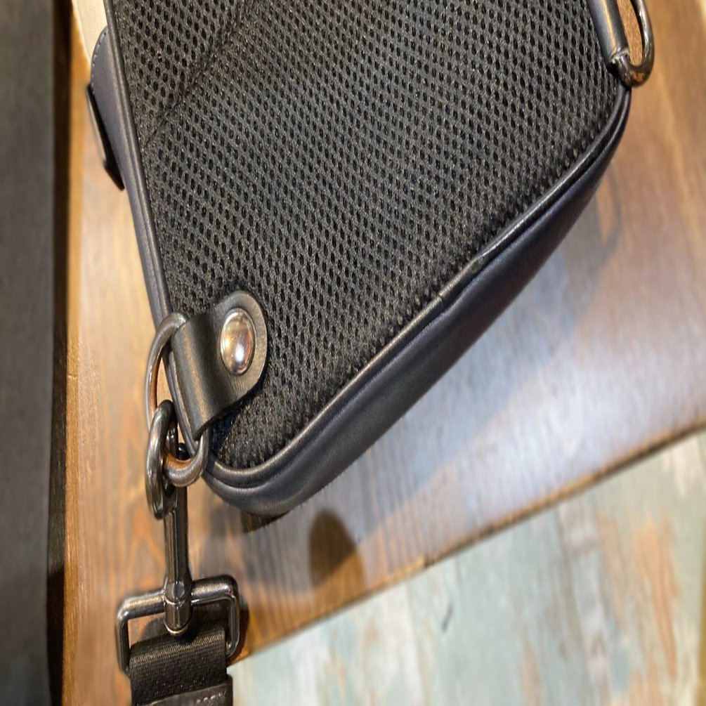 ストラップ根付補修】COACH(コーチ)ボディバッグのショルダー