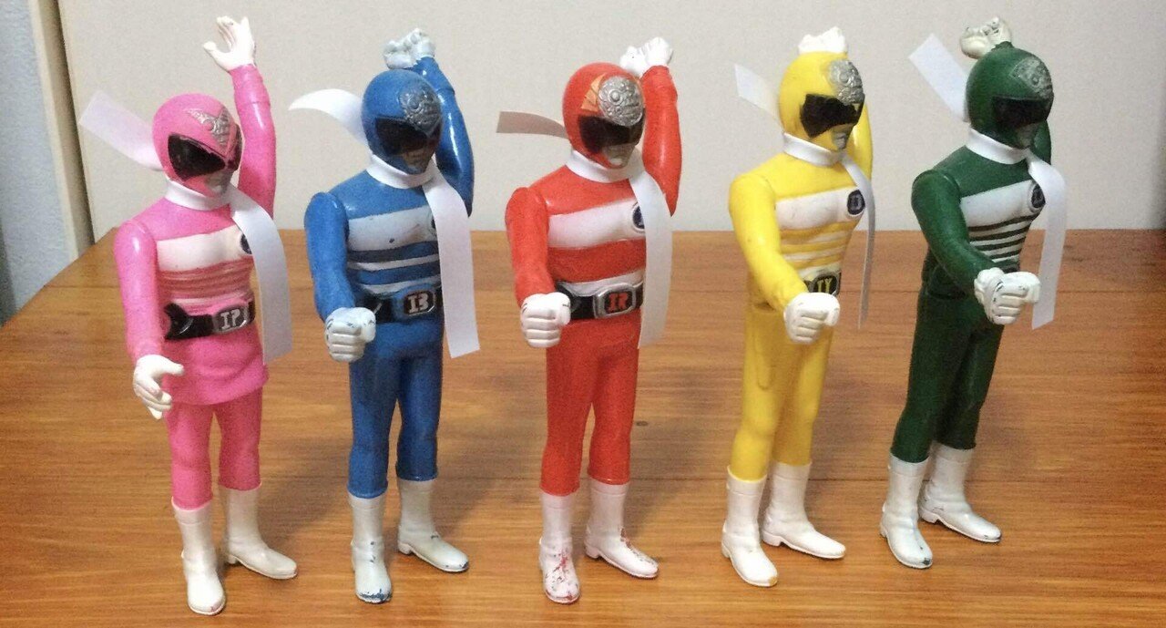 電子戦隊デンジマン ソフビ人形｜自由なダム・ガン