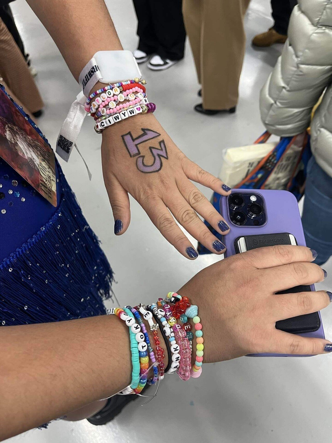 テイラースウィフト@東京ドーム3日目｜UB【Netflix & カフェ】