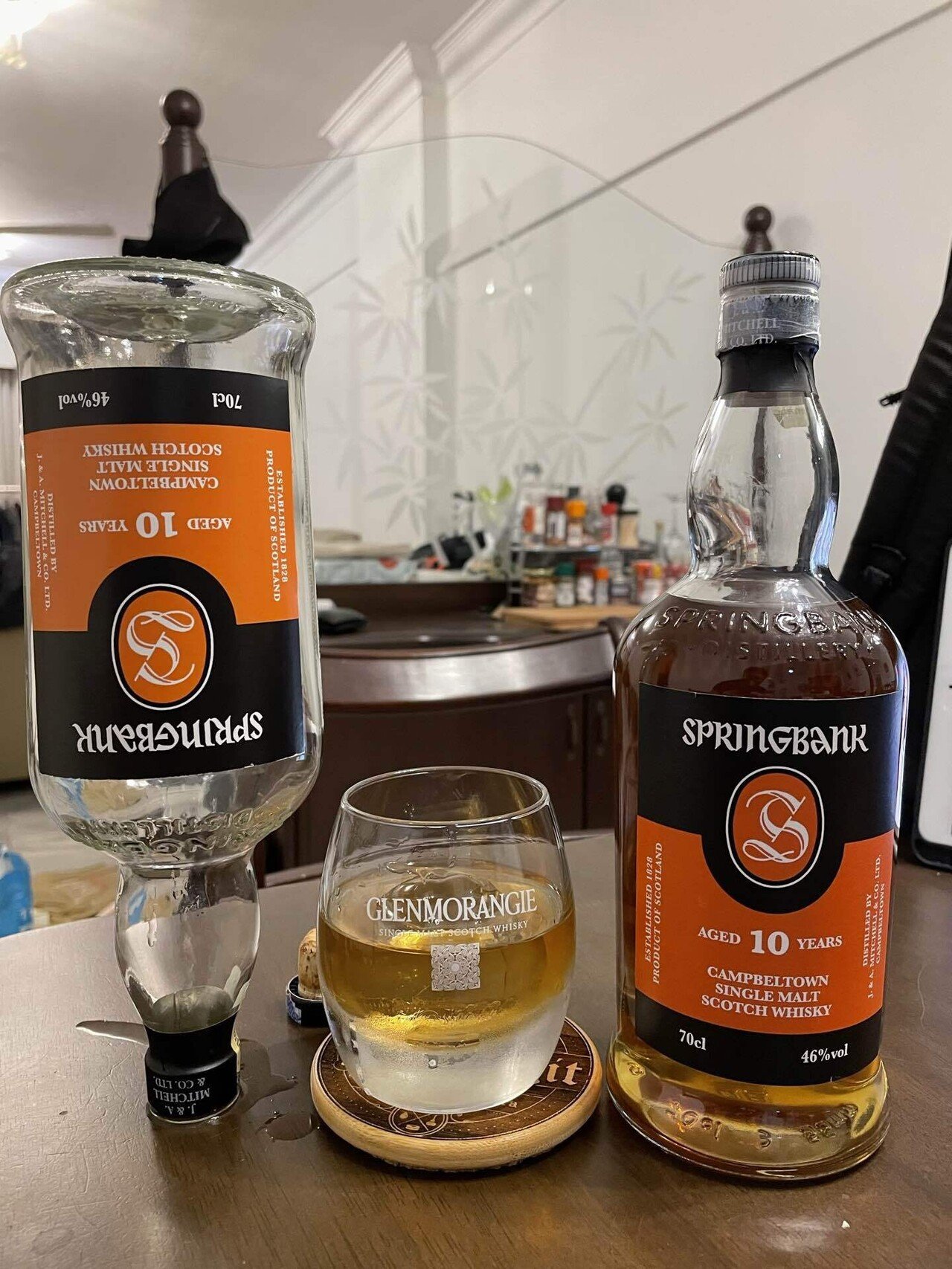 スプリングバンク10年/ヘーゼルバーン10年 ロット飲み比べ｜Joe