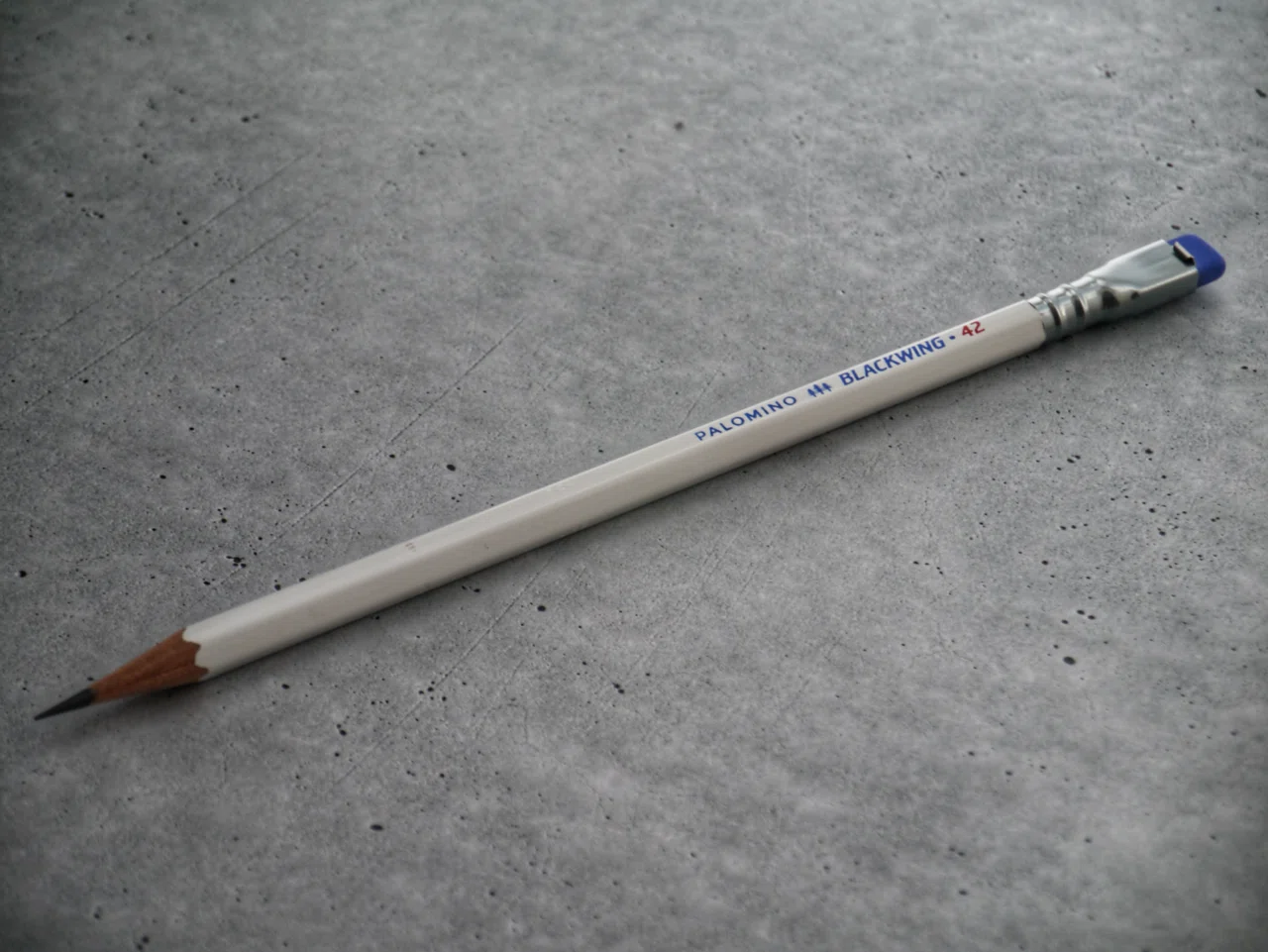 PENCIL〈鉛筆へのこだわりとオススメ〉｜#olive