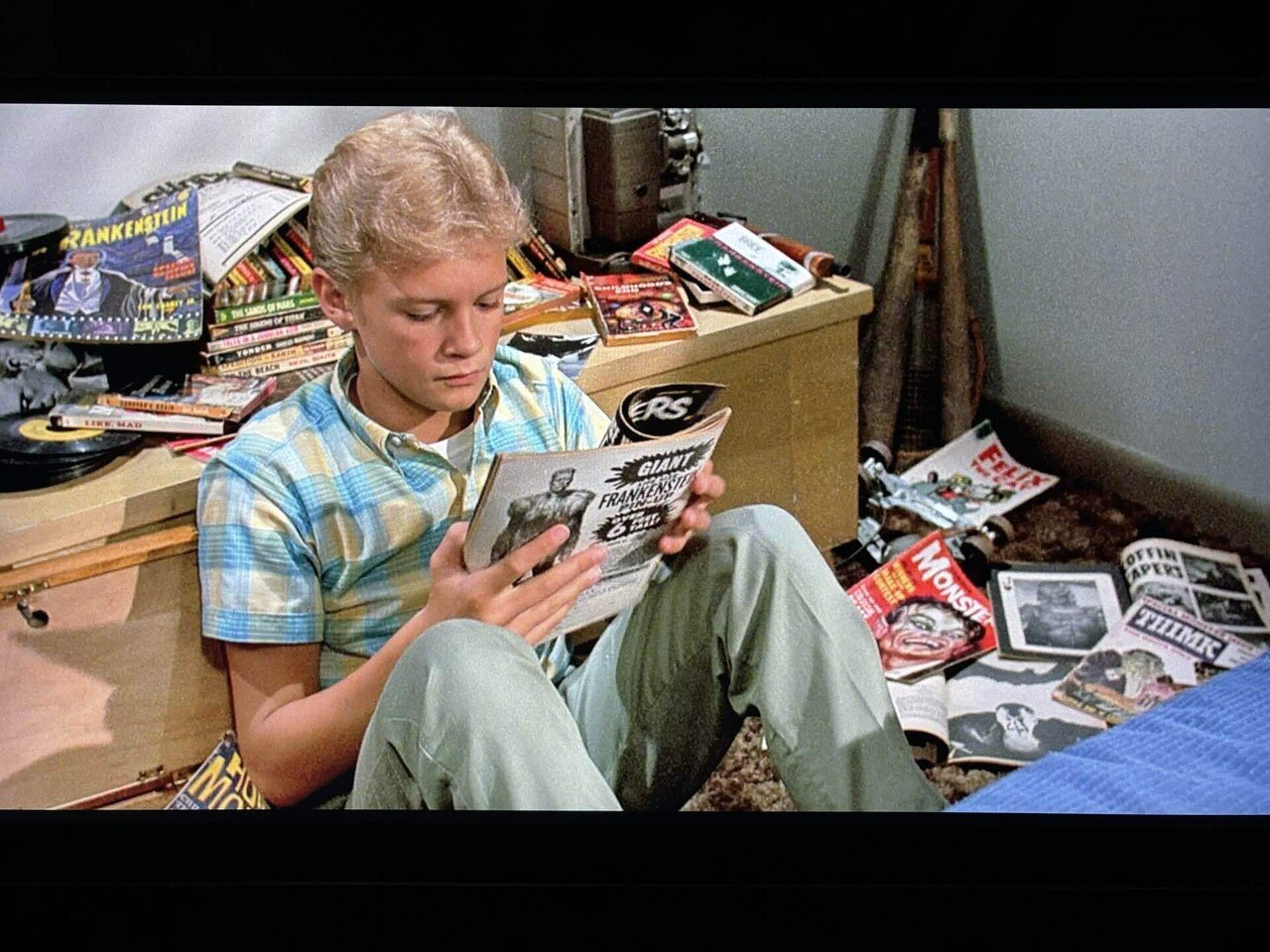 マチネー/土曜の午後はキッスで始まる('93米) Blu-ray 廃盤 Amazon.co.jp: マチネー/土曜の午後はキッスで始まる [Blu-ray