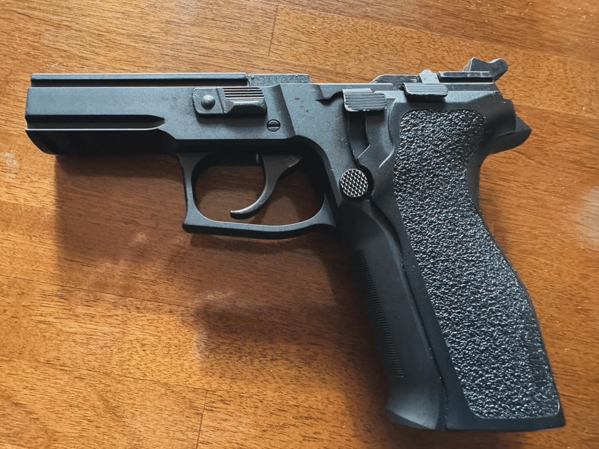 東京マルイSIG P226修理(フレーム別途調達)|The Man in the HMT 東京マルイSIG P226修理(フレーム別途調達)|The Man in the HMT
