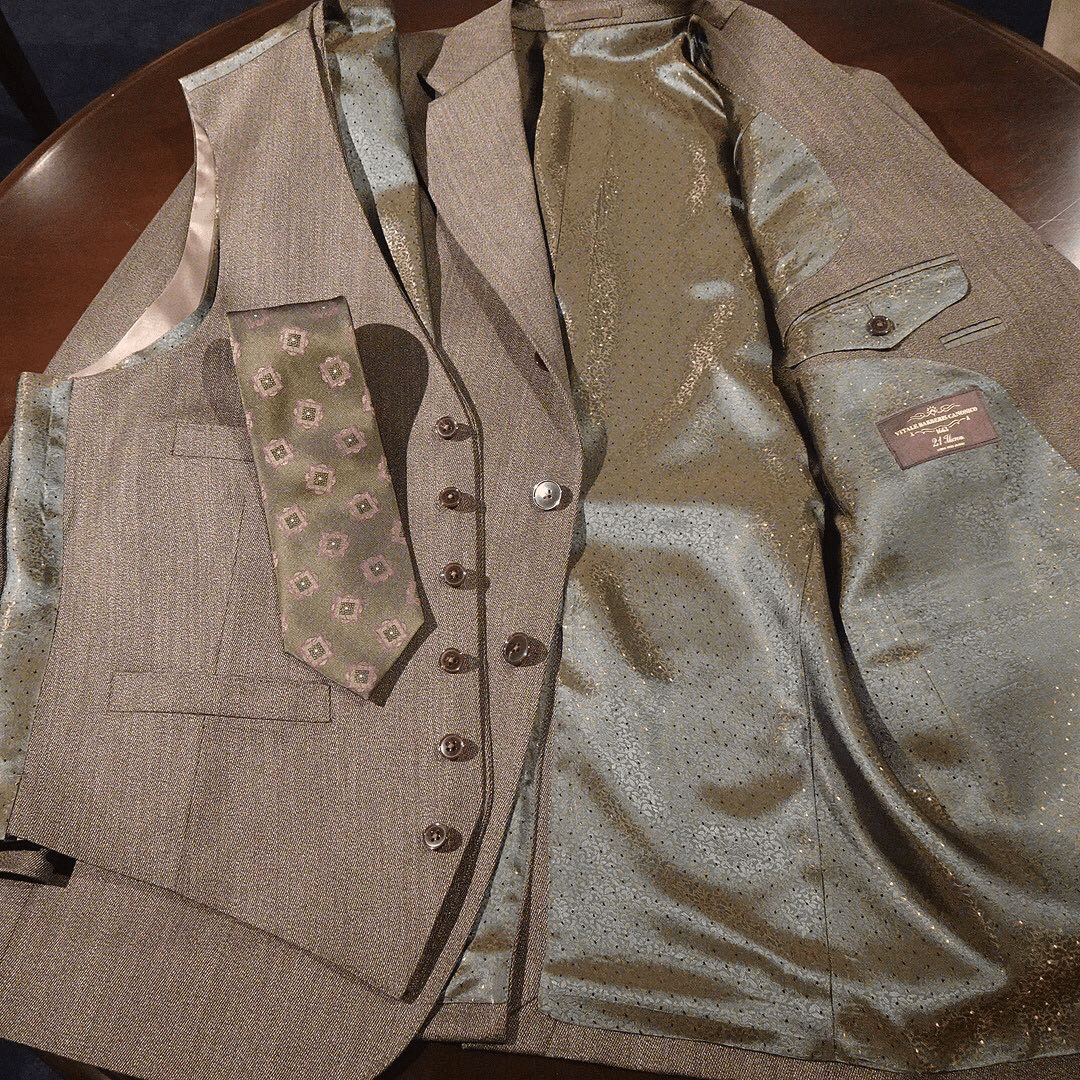 カノニコ・スリーピーススーツ｜noma