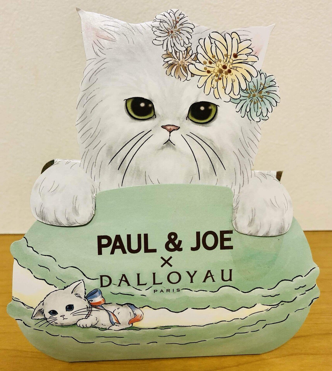 ダロワイヨ ジョセフィーニャ マカロンケース 空き缶 猫 ネコ 白猫