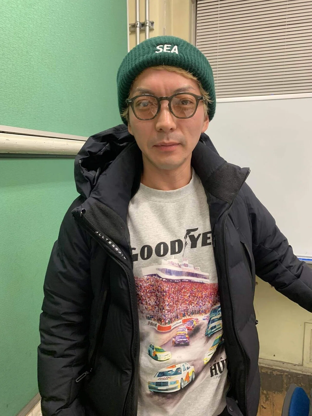 シームレスにメガネ姿へ。｜SHIMASA Magazine