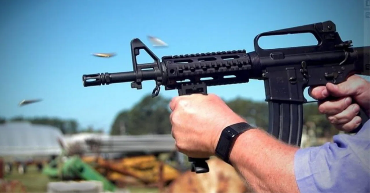 Rapid-fire guns with long-press using the Input System｜かてこる