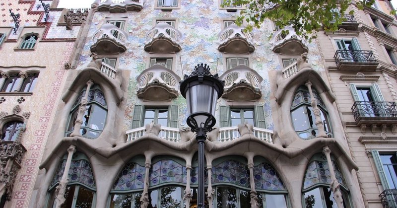 ヨーロッパ3都市をめぐる旅(1) ガウディ建築から見るバルセロナ (Barcelona, 2015.7)