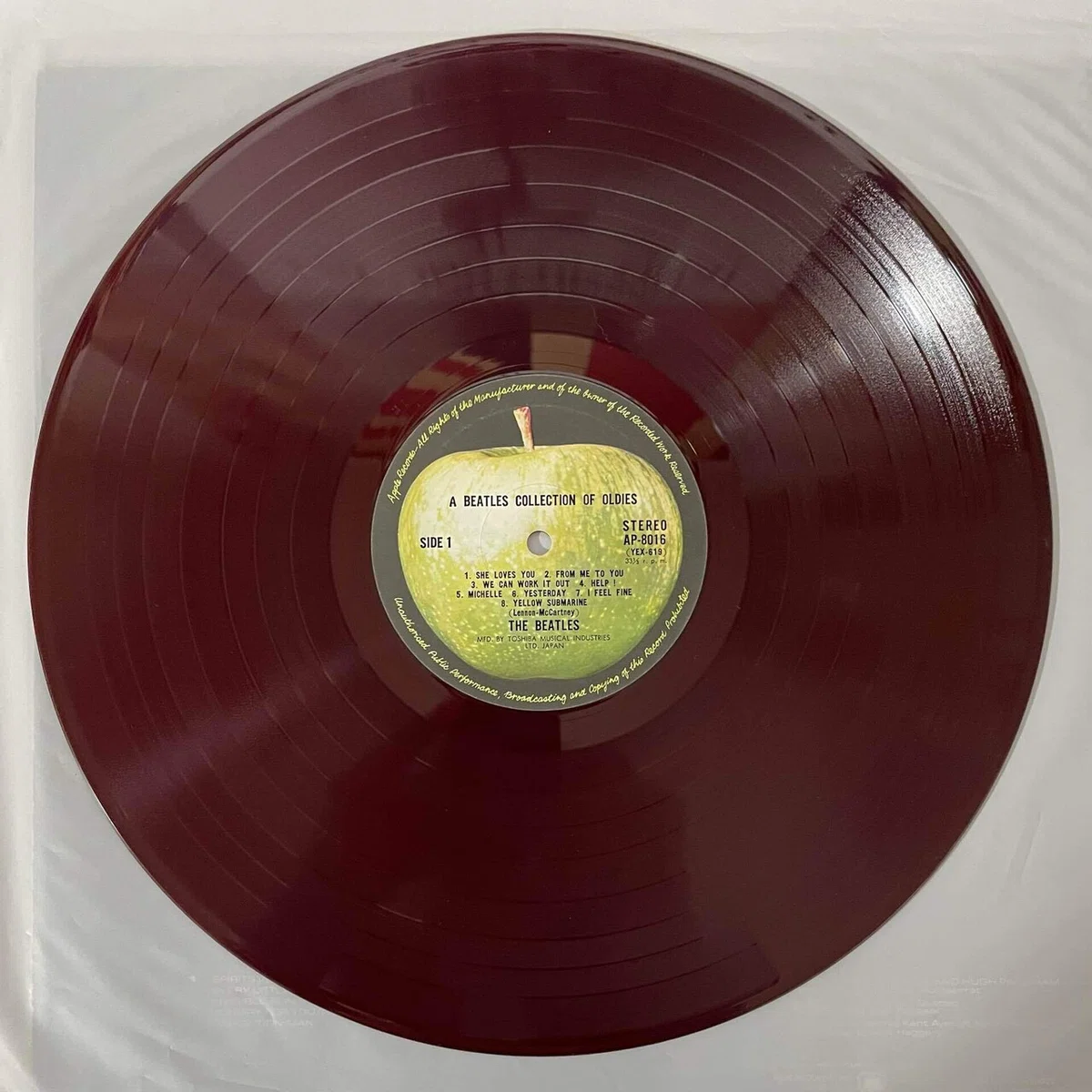 写真が変?! A Collection of Beatles Oldies - THE BEATLES (1966)｜xtc23