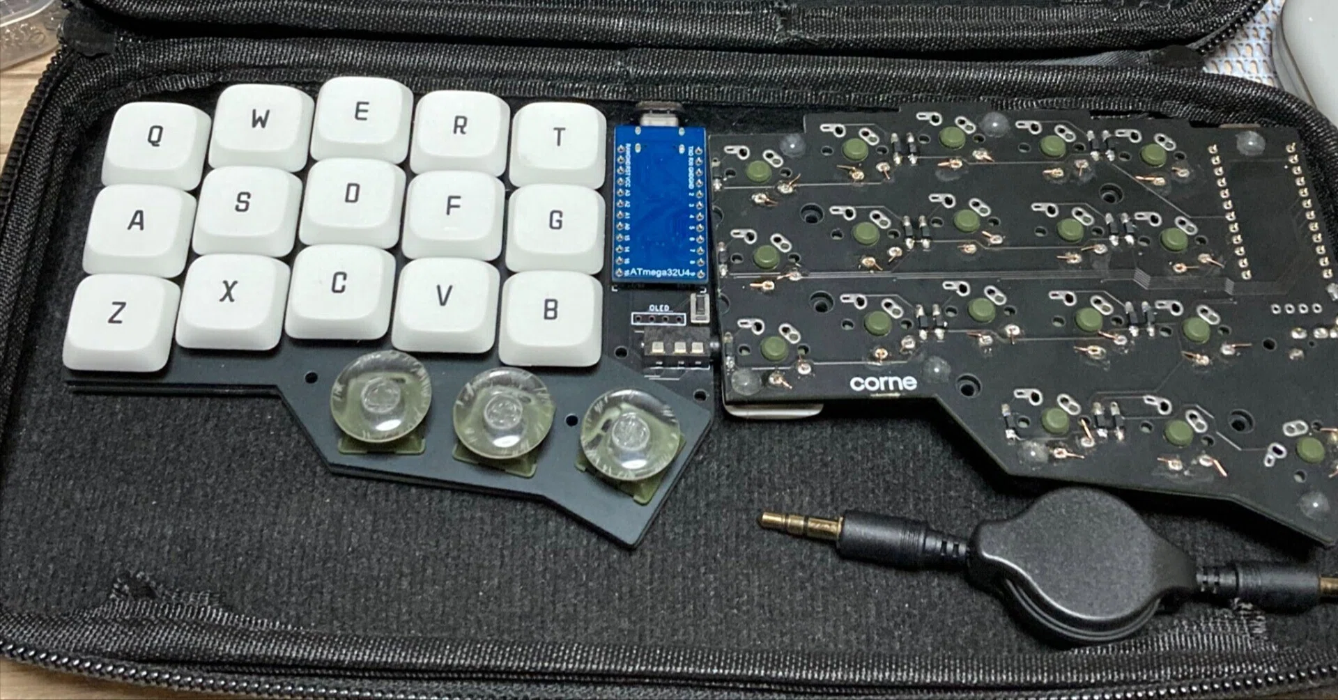 自作キーボード Bluetooth接続 corne 組立済 【公式通販】 自作キーボード Bluetooth接続 corne 組立済 【公式通販】