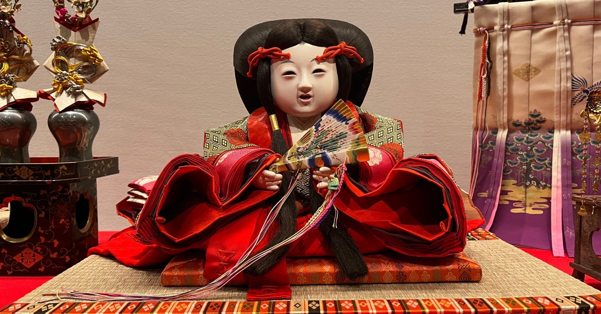 岩崎家と三井家、どちらも御用達。丸平大木人形店のお雛さまを愛でる