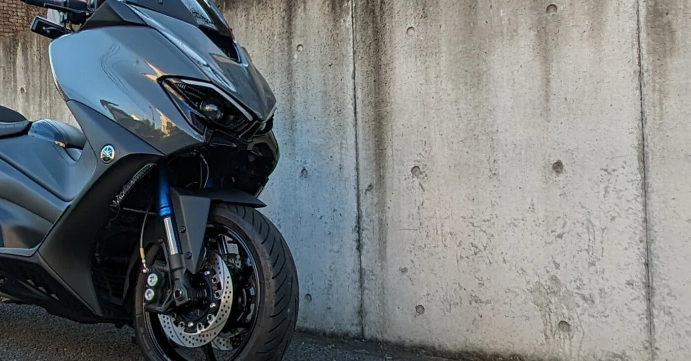 TMAX530SXホイール交換｜Re:TMAXとボク