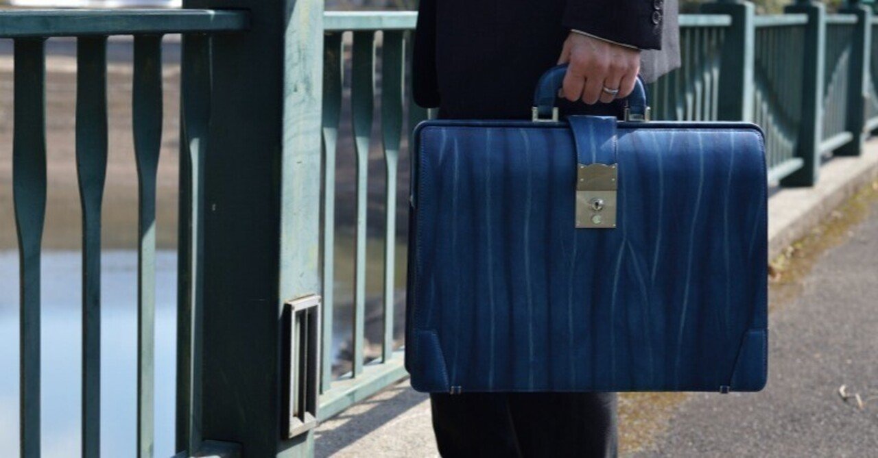 ホ*ジ様 ダレスバッグ　ブッテーロ本革　ネイビー　総手縫い ホ*ジ様 ダレスバッグ ブッテーロ本革 ネイビー 総手縫い