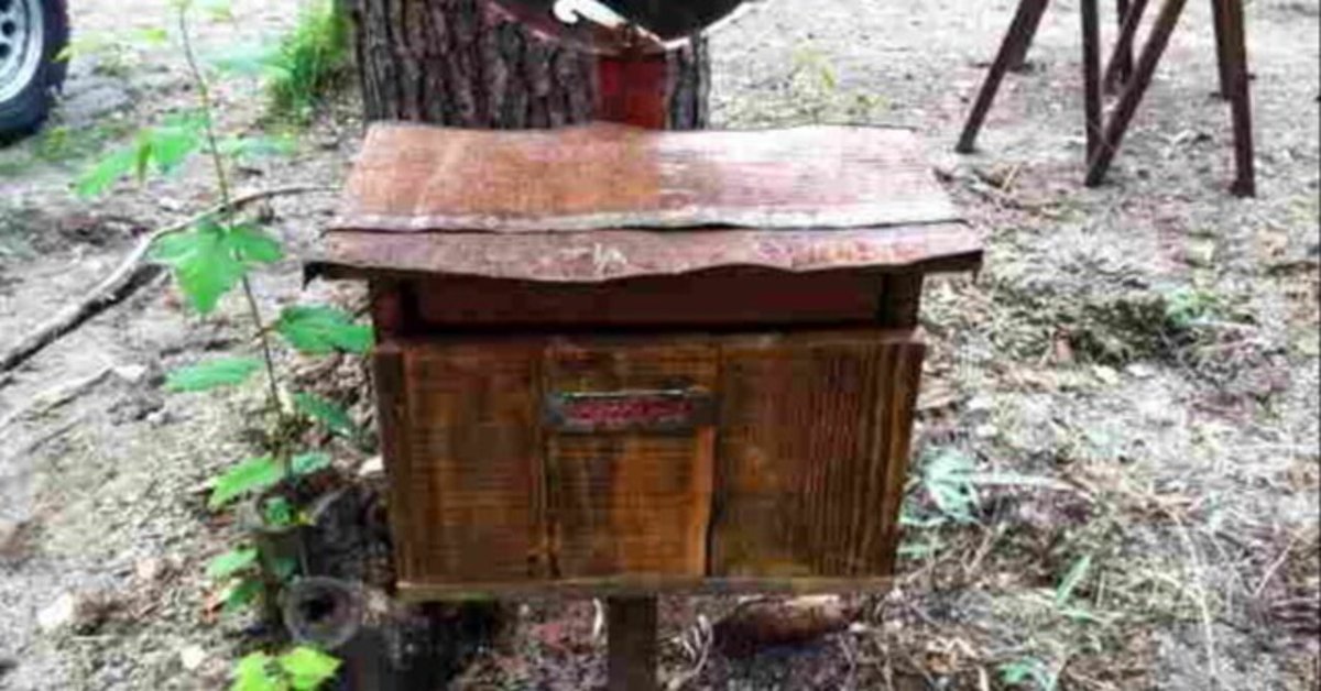 大工さんが作った木目調ポスト 【公式通販】