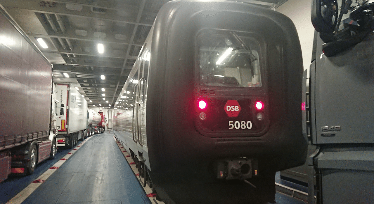 鉄道が船で海を渡る 渡り鳥ライン乗車記 デンマーク ドイツ Shun Hazama Note