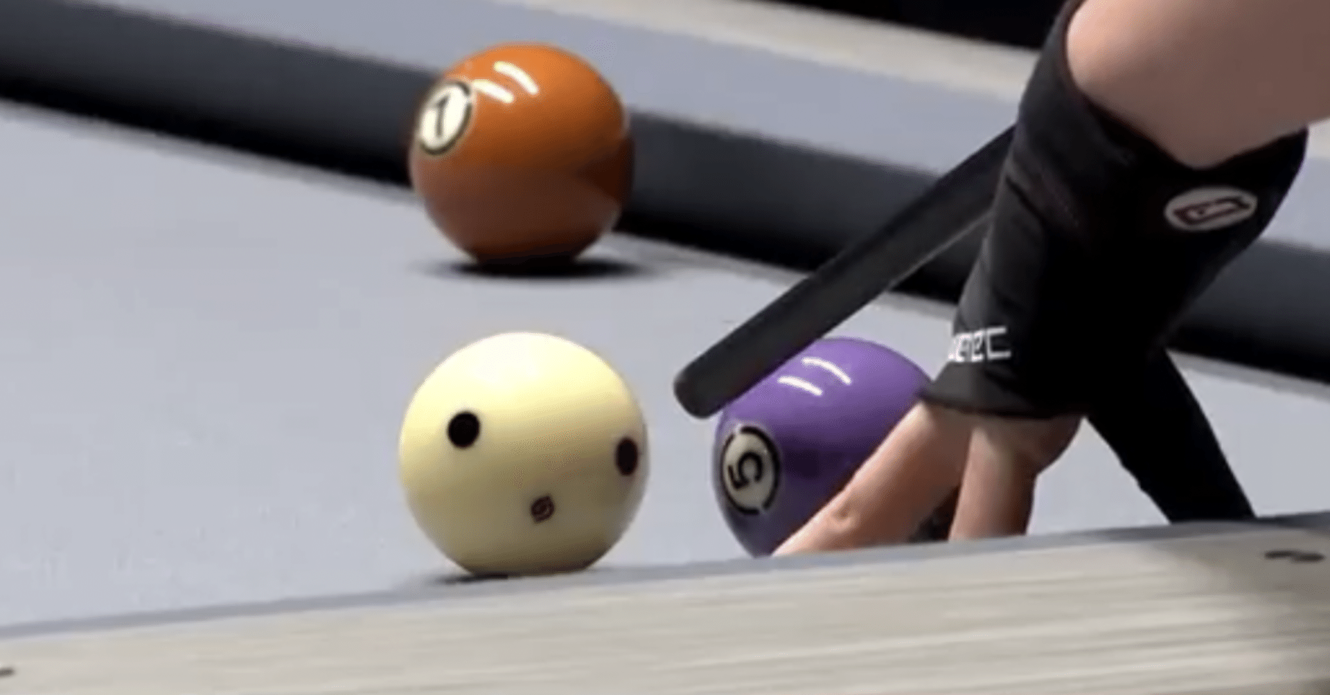 87 ビリヤード物理・「ジャンプショットと撞点」：超ショートジャンプ