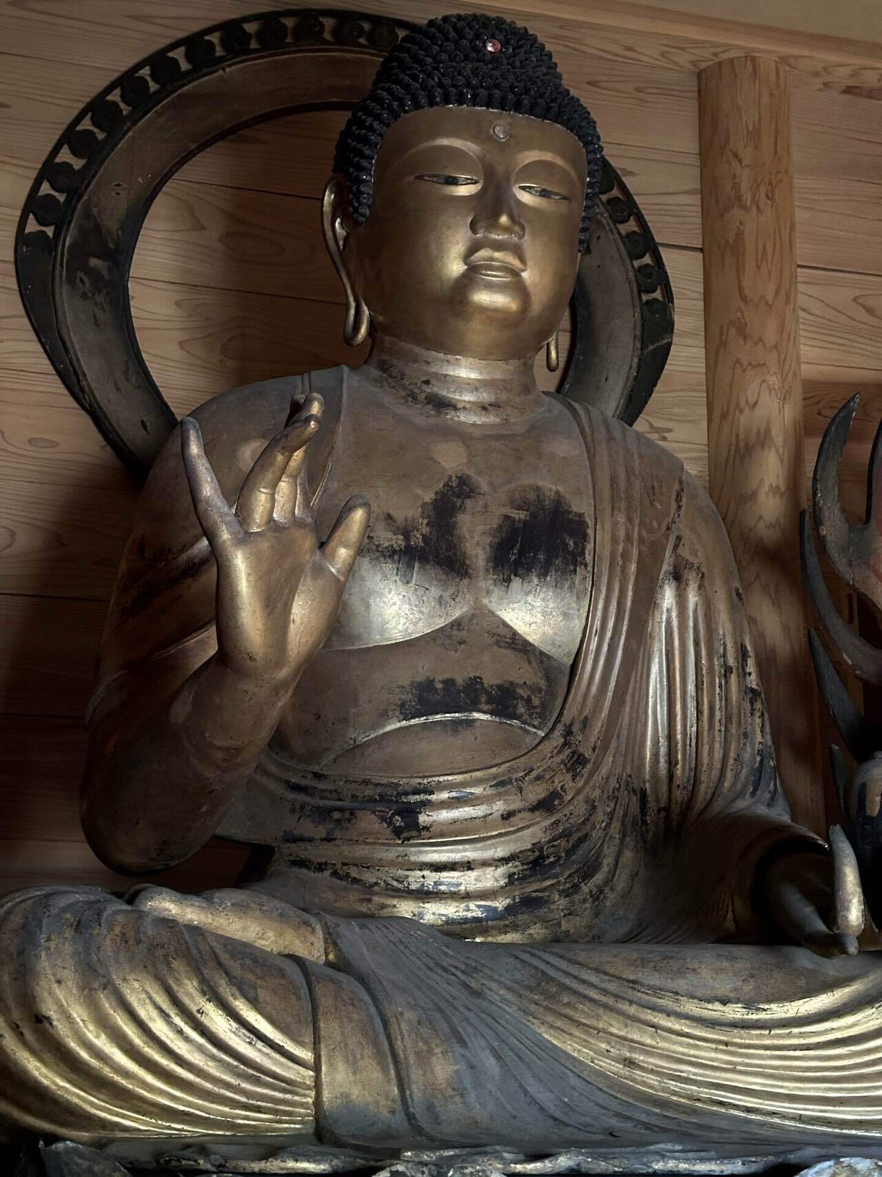 丸亀市・本島 で #島巡り】普段は非公開の仏様を拝観する。#木造薬師