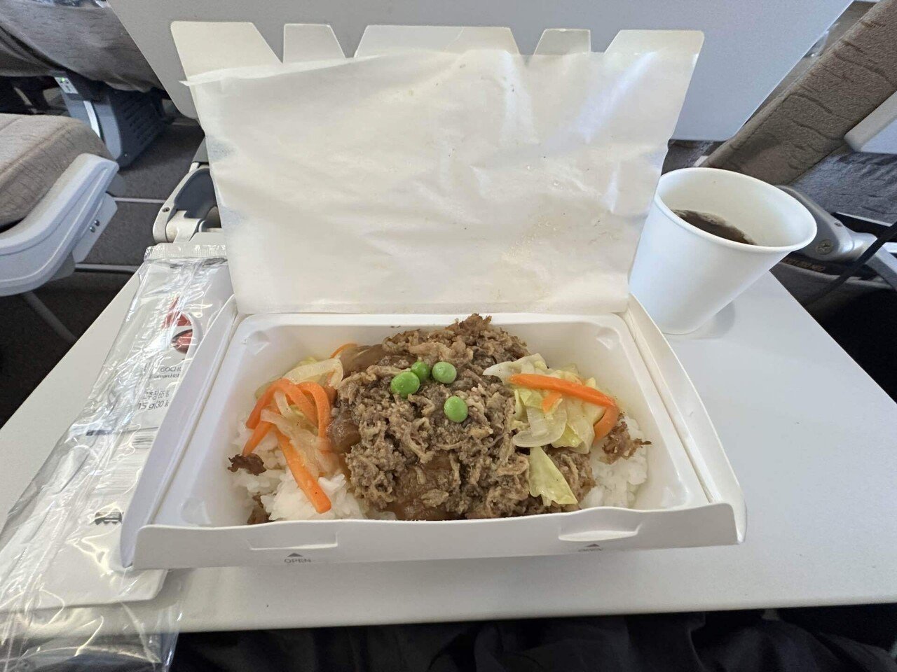 2024年6カ国9都市女ひとり旅】アシアナ航空レビュー｜まる子