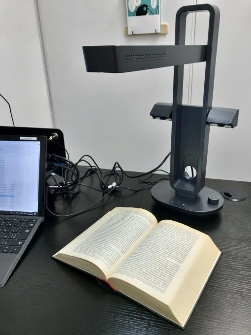 電気スタンドみたいなスキャナーCZUR Auraがやってきた。｜塚本 牧生