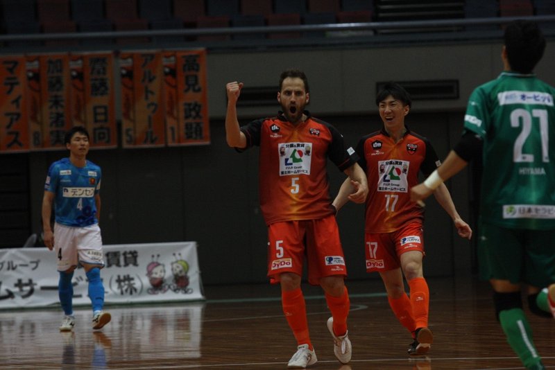 ゼビオアスリート社員 であり チーム消滅も リーグ優勝も知る男 シュライカー大阪 今井 翔 Kitatani Note ゼビオアスリート社員 であり チーム消滅も リーグ優勝も知る男 シュライカー大阪 今井 翔 Kitatani Note