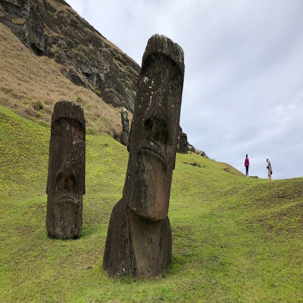 イースター島 モアイ像は意外と薄っぺらい！｜Macky｜世界遺産ハンター