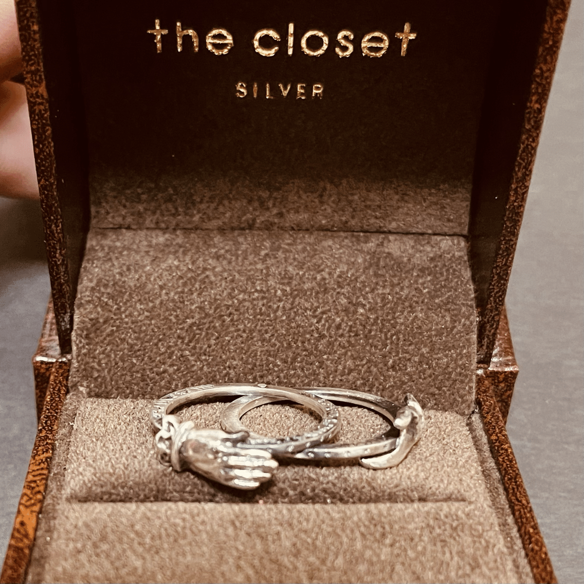 有村 竜太朗 the closet 空中ブランコ」シルバーリング びじゅなび | 【the closet】 produce：有村竜太朗◇2006年に