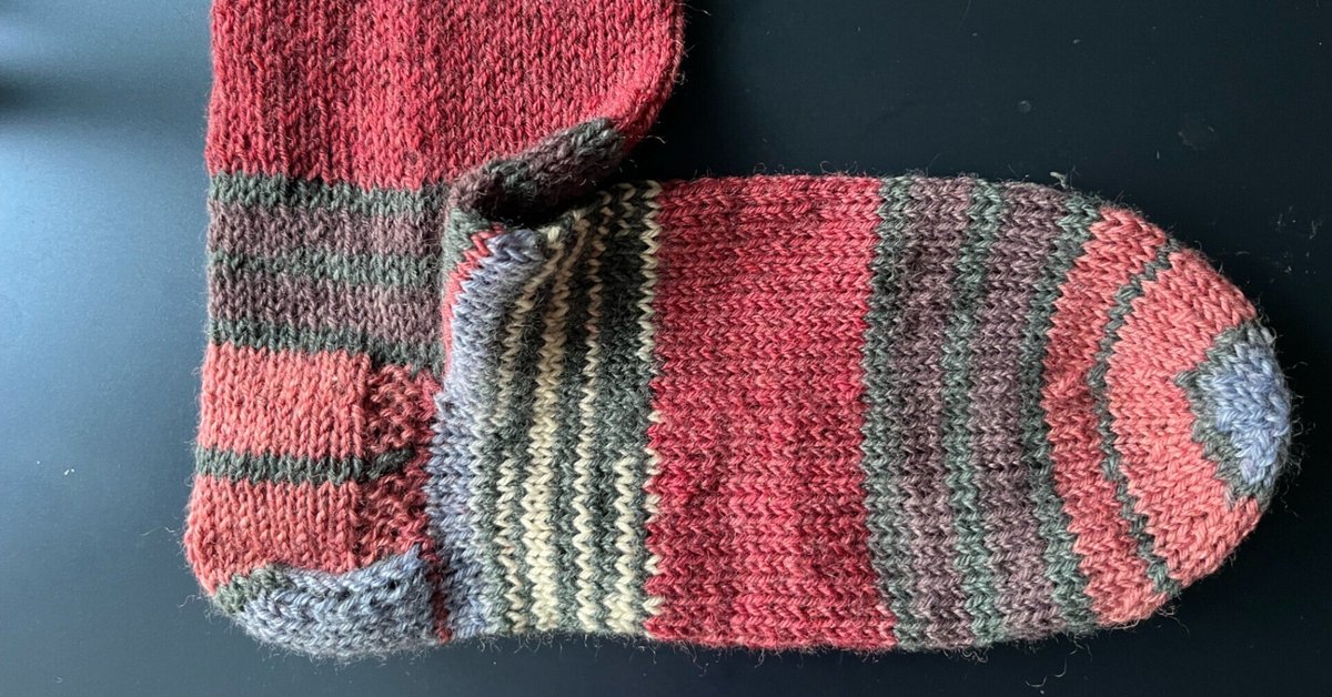 マルティナさんの靴下こんな感じ2.7ミリ四角い輪針使用｜yumi