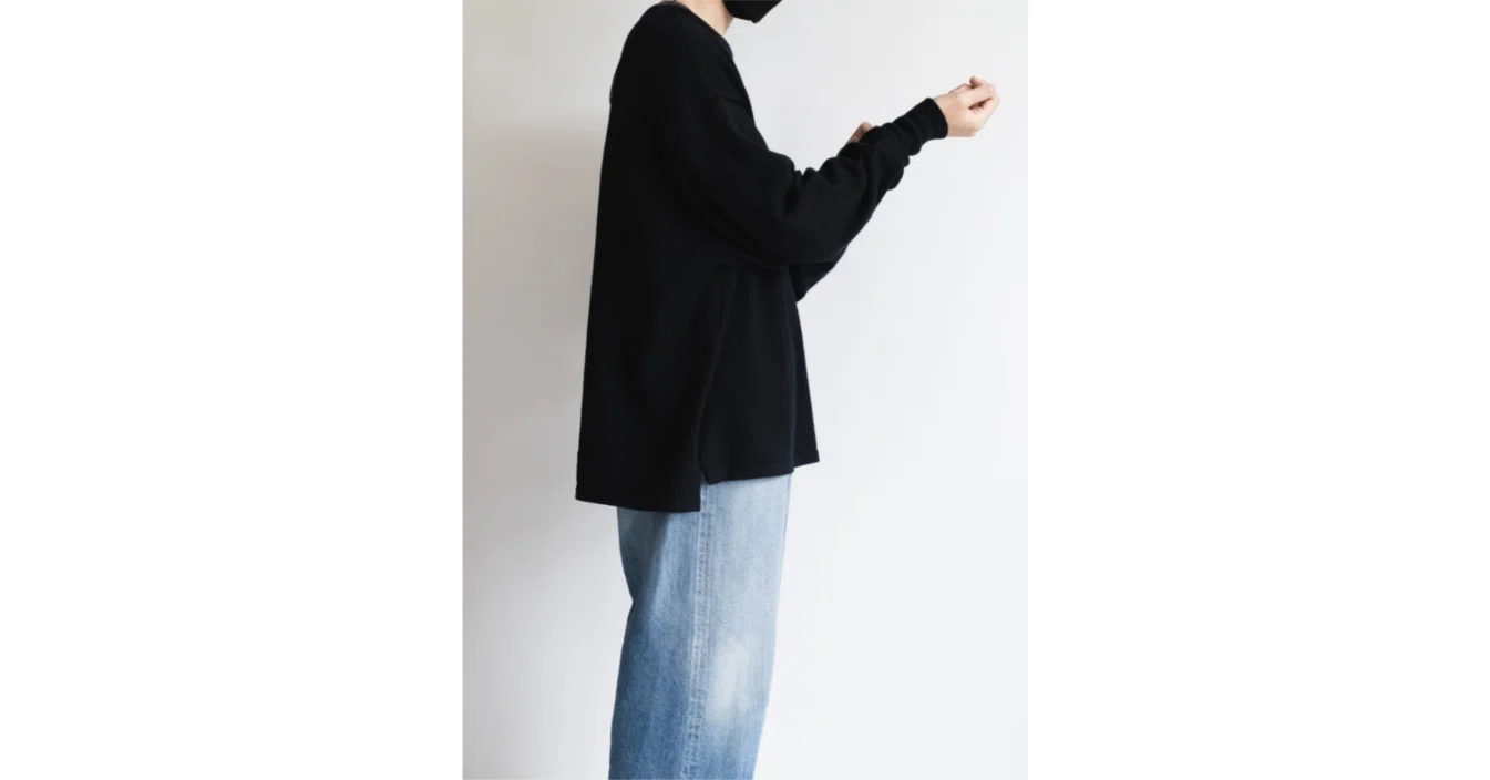 COMOLI(コモリ)のニットはもう、春しか手が出せない!?今季最 COMOLI(コモリ)のニットはもう、春しか手が出せない!?今季最