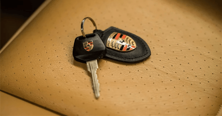 e49dacc867e4b0fc1074635a4d4338