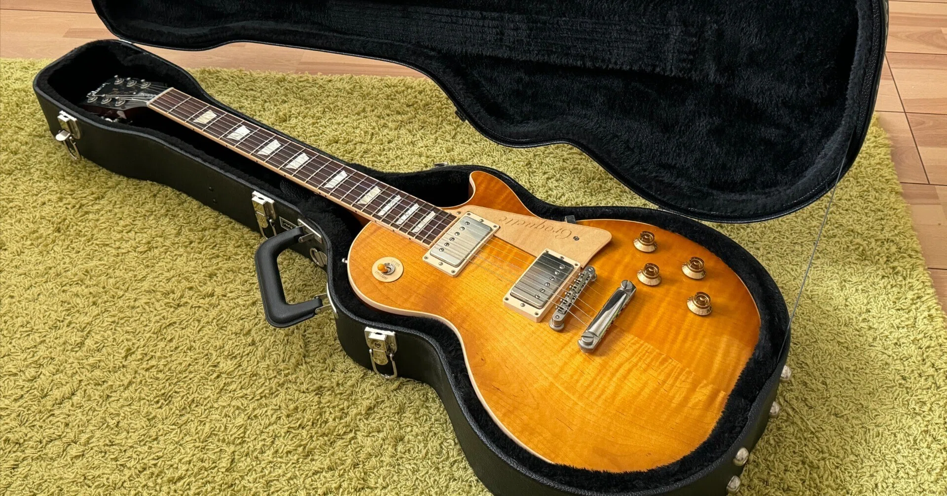 Ariaのレスポール用ハードケース CG-100LP|Croquetteギター機材研究 Ariaのレスポール用ハードケース CG-100LP|Croquetteギター機材研究