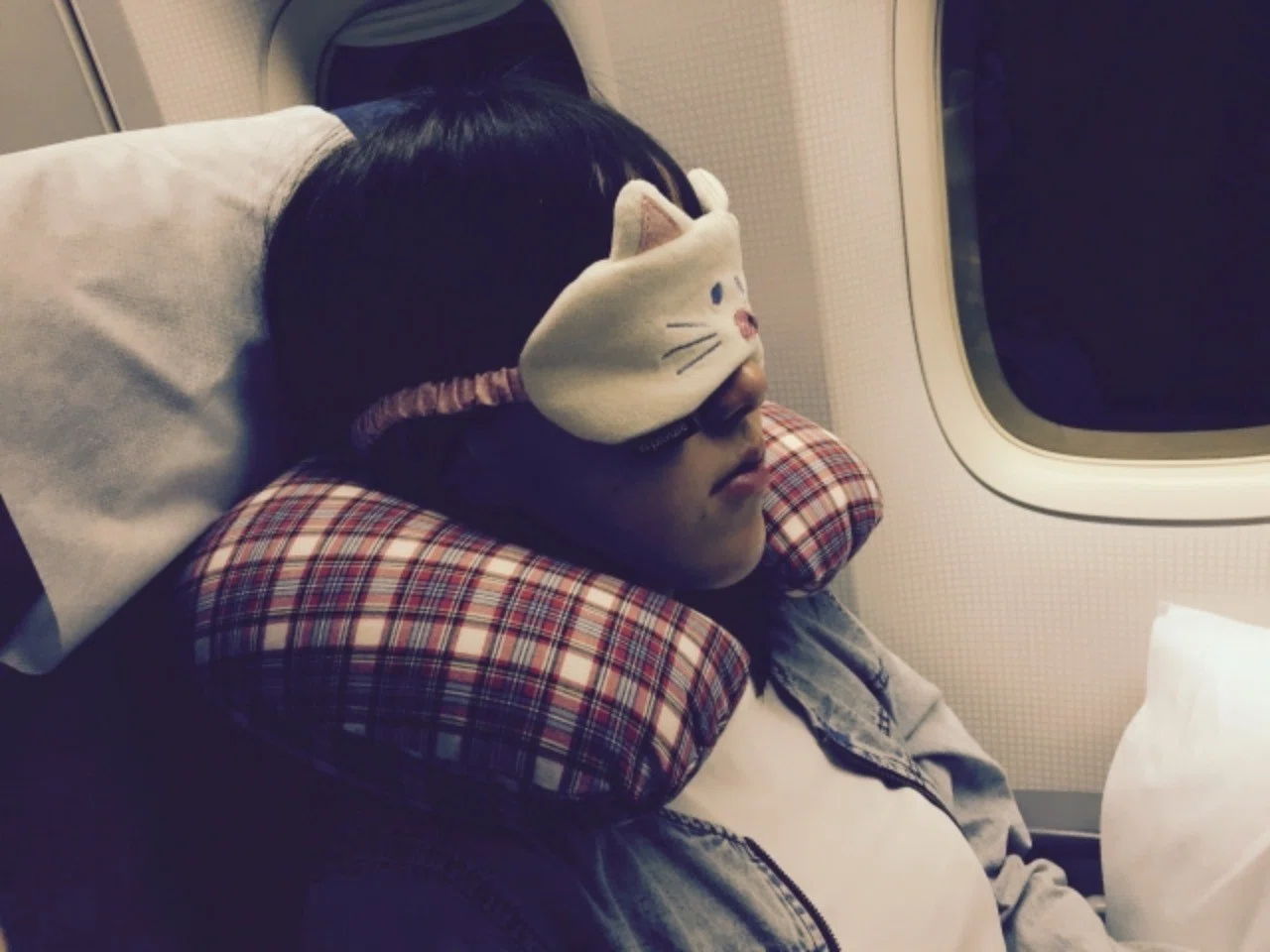 絶句 飛行機内が寒い と言っている人の服装が だった 脱サラla生活 ゆい Note