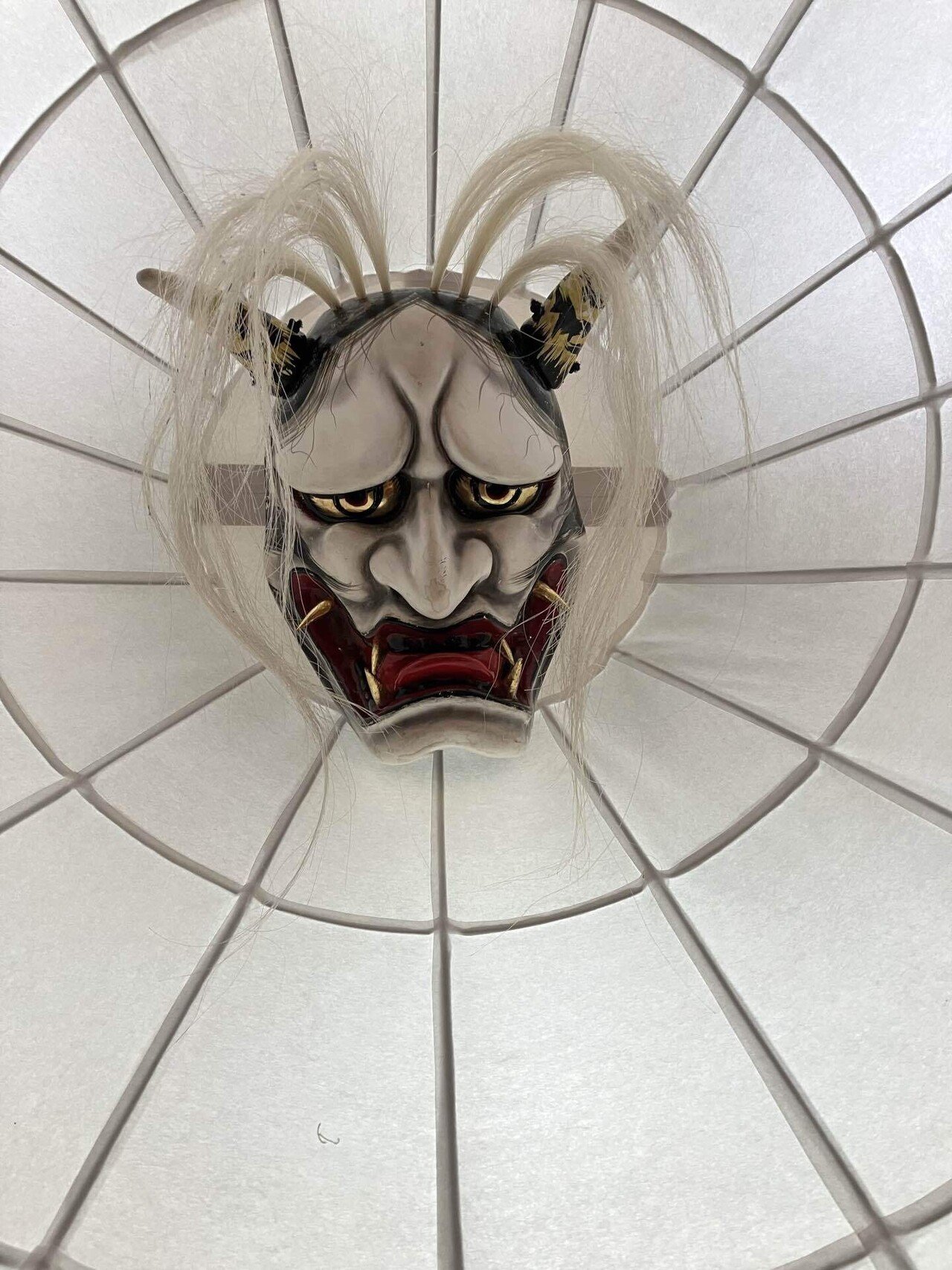 画廊探訪 No.166】タタラを踏んで、吹きあがらせる明日への炎――石見