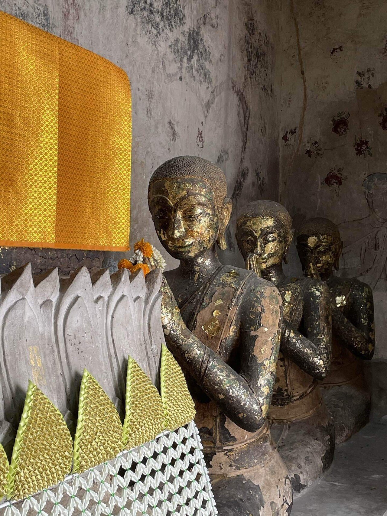 タイの仏像レリーフ (現代アートメタル 3D 壁の彫刻 ブロンズ タイの仏像レリーフ (現代アートメタル 3D 壁の彫刻 ブロンズ