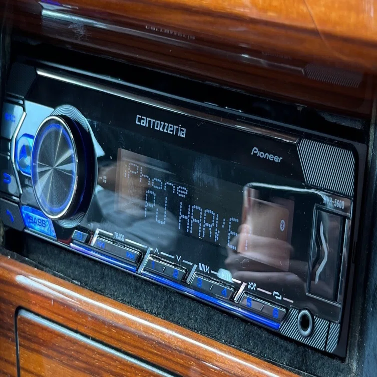 Pioneer MVH-5600 カーオーディ TS-G1010F スピーカー