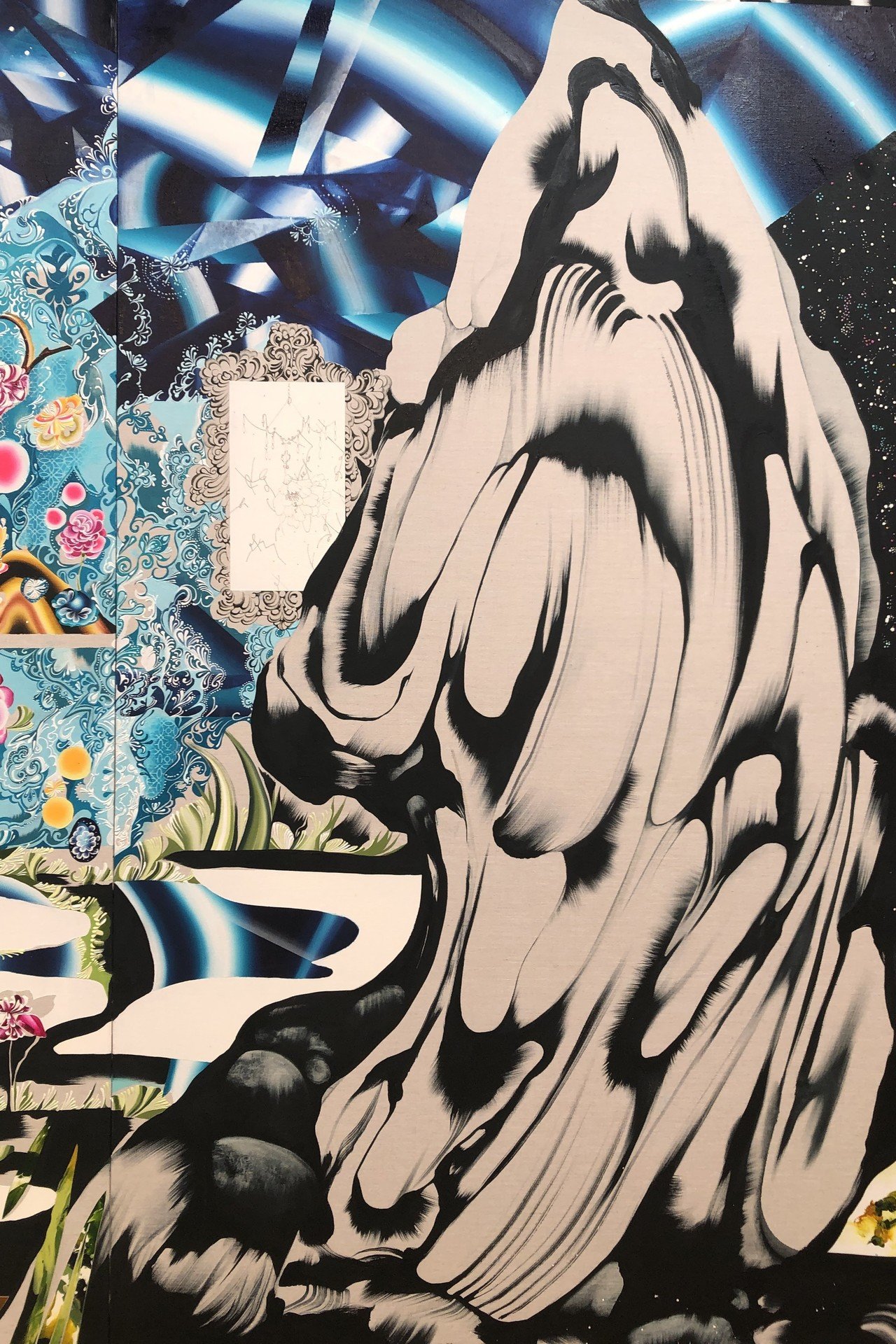 見ても見きる事のできない』絵画 ー水野里奈 「思わず、たち止まざるを