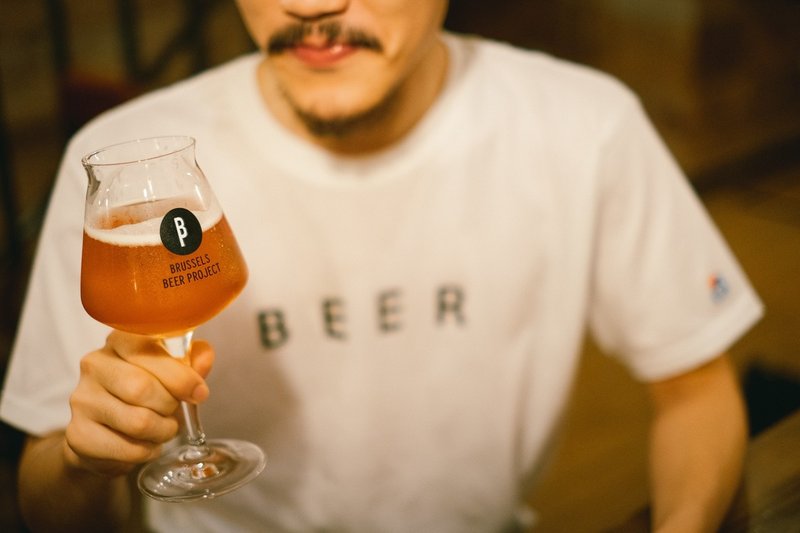 ビアバー巡りがもっと楽しくなる 公式グッズに Beer Tシャツが仲間入りしました Kitchhike キッチハイク Note