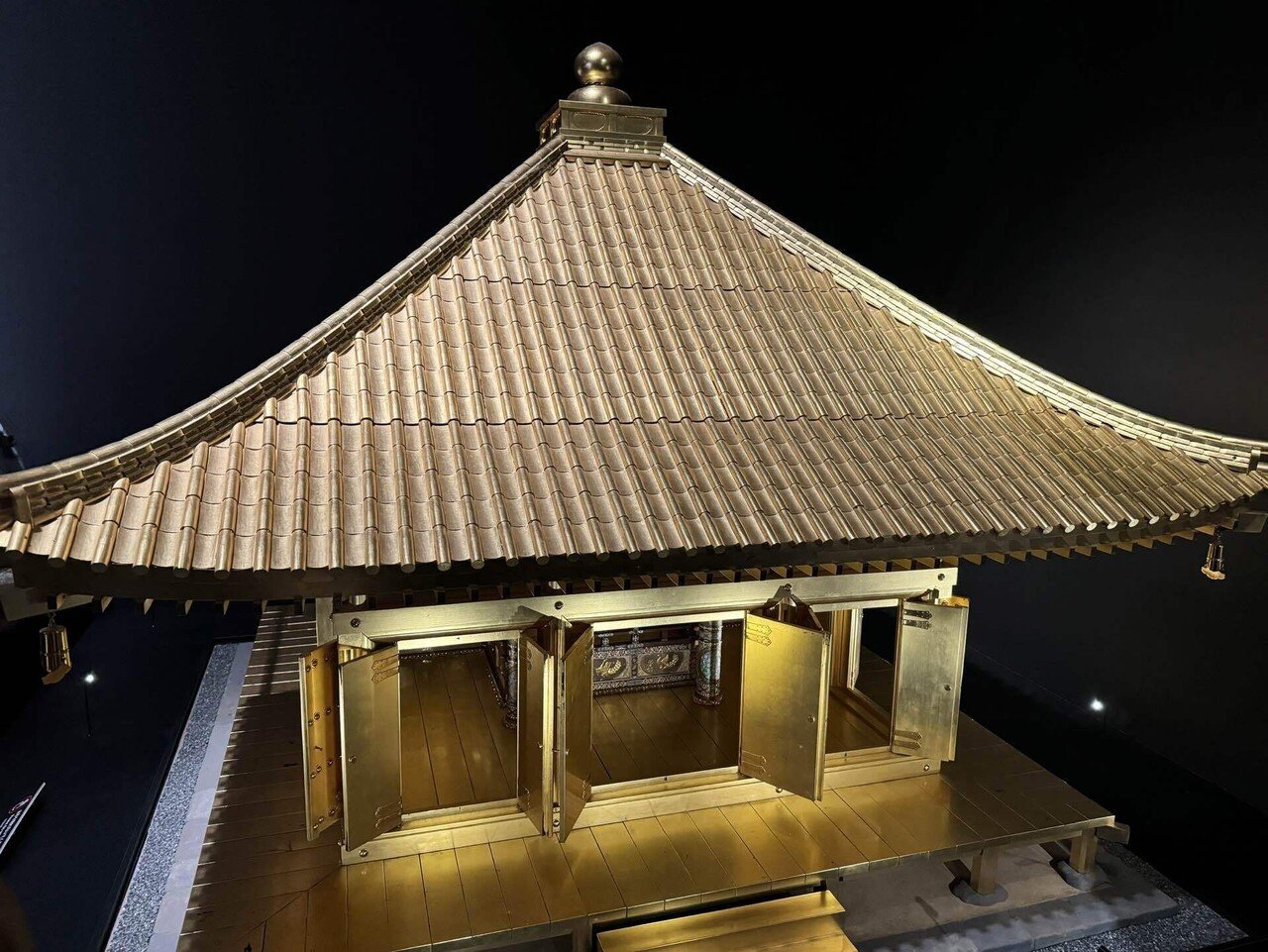 アートめぐり 建立900年 特別展 中尊寺金色堂｜もさ