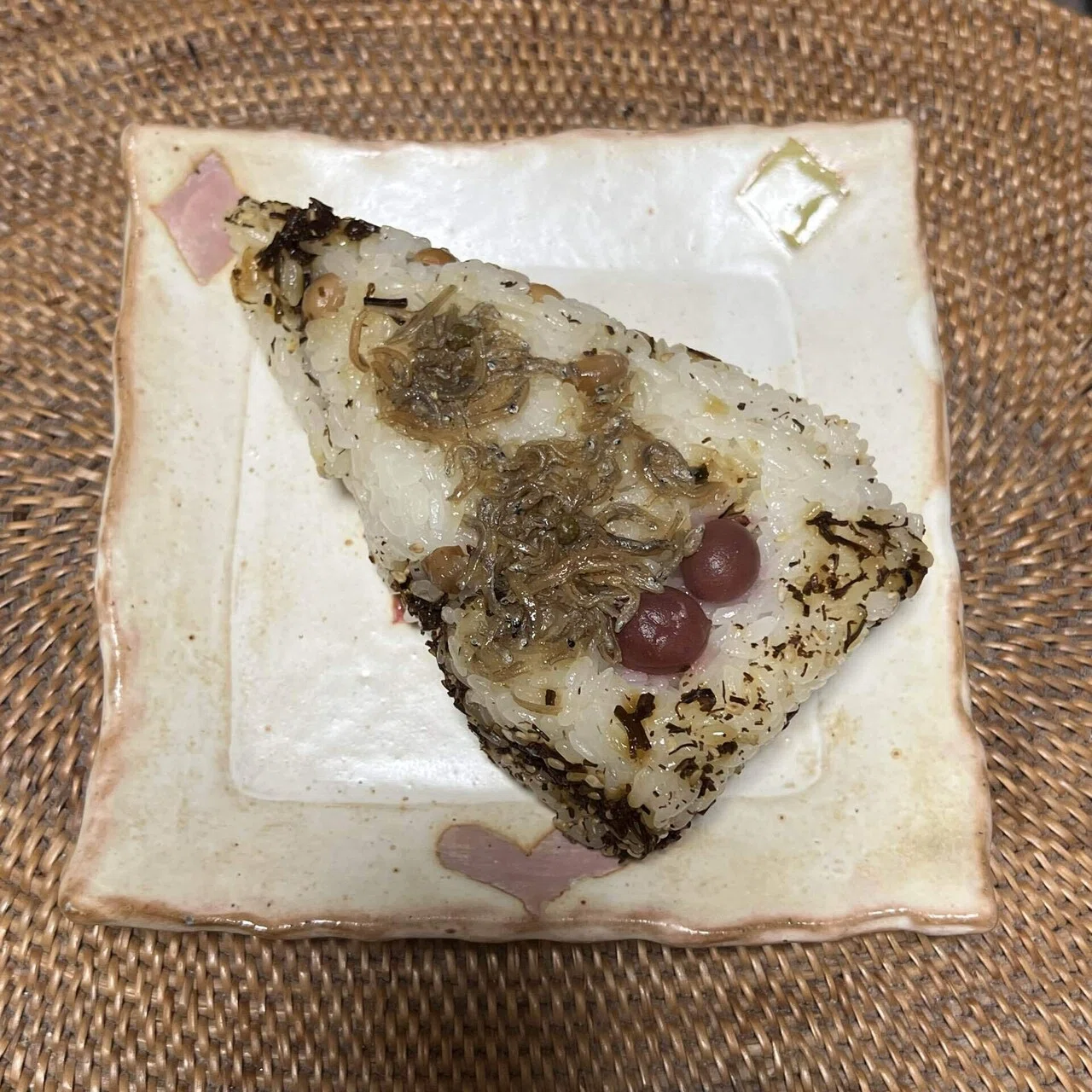 ぎょどん 蝶4頭 大阪みやげの最高峰〜絹笠 とん蝶〜｜ふーちゃんのおいしんぼ日記