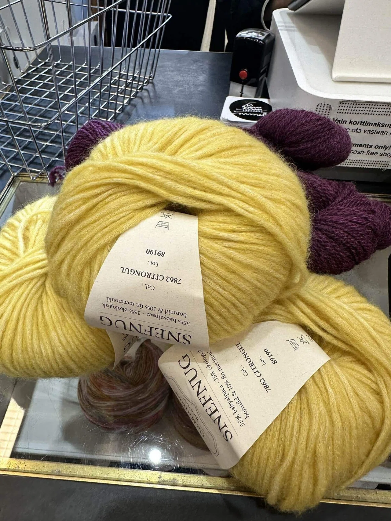 Yarn Shops in Helsinki and Thoughts on Hobbies｜Mäkipelto さかたなるみ