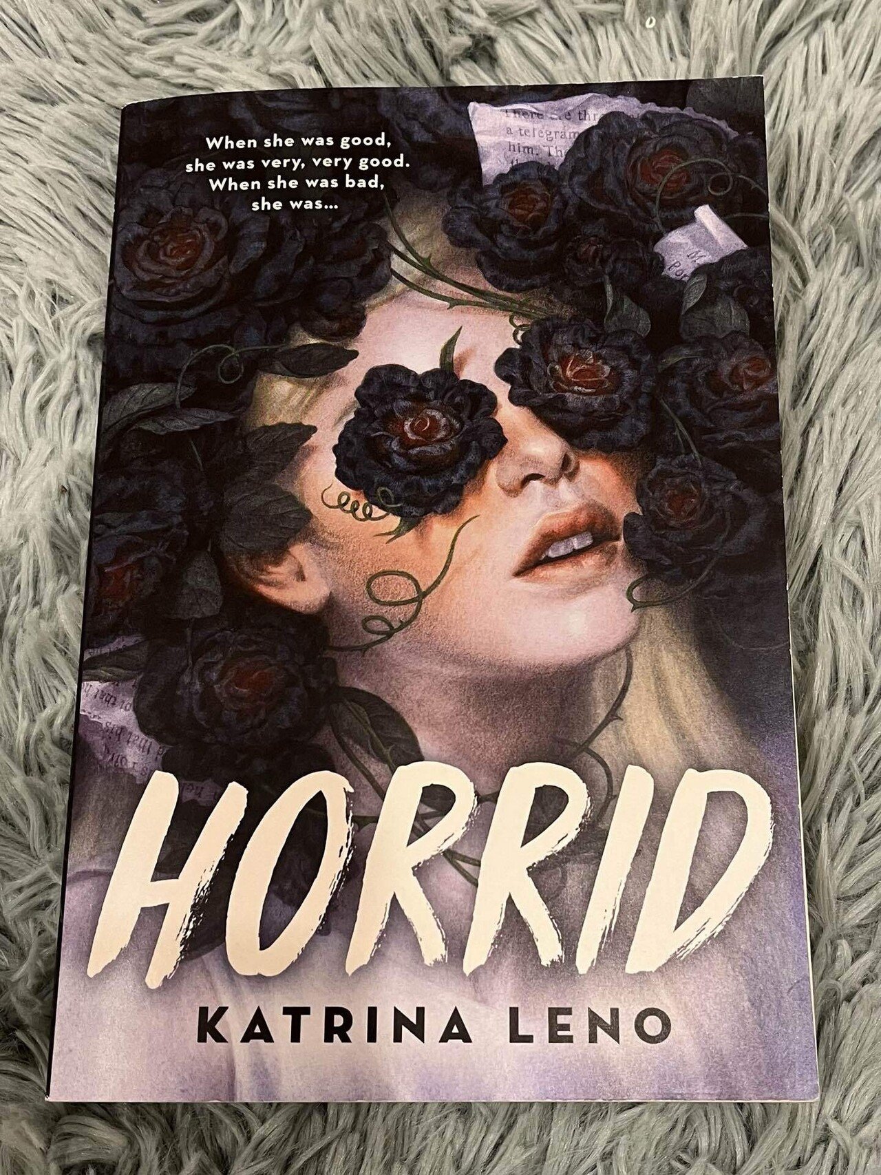 海外のダークな女子向けYA小説｜mochii