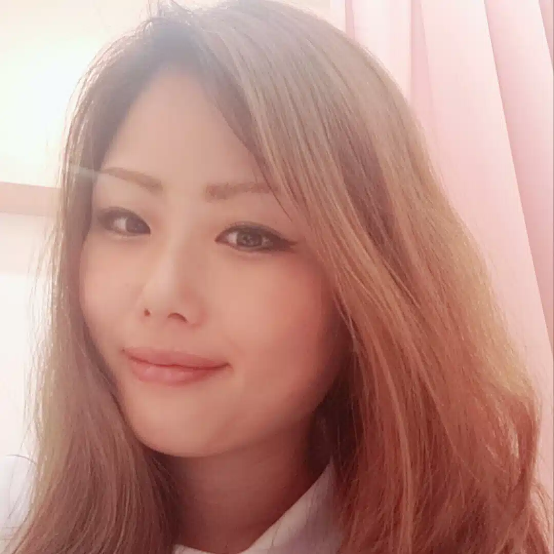 美容マッサージ ゆうか先生  みどりの薔薇🌹育乳プロ 