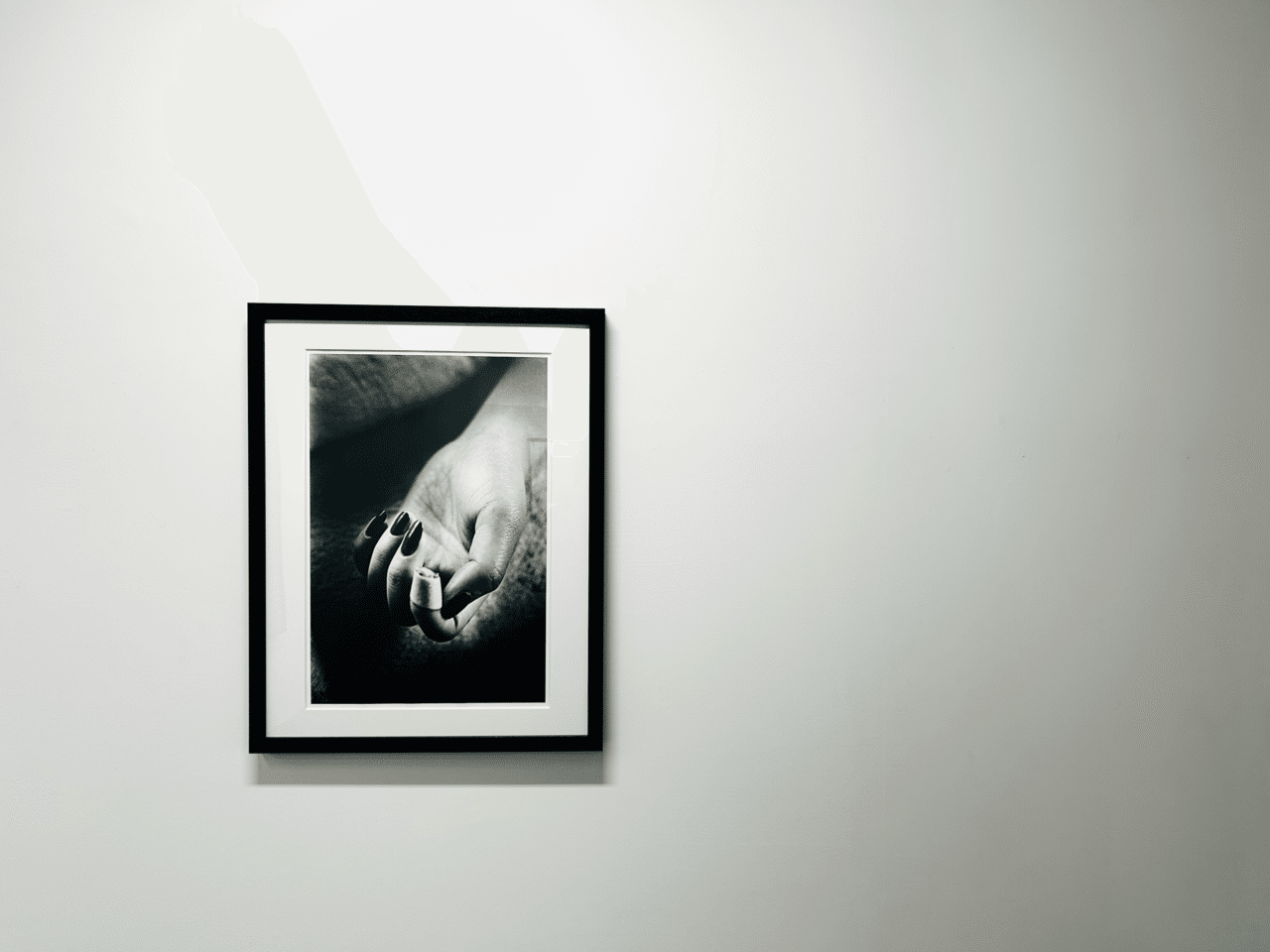 額装済作品/森山大道/Untitled Tokyo 1970/インテリア/アート 森山大道展「TOKYO」の圧倒的な生とにおい｜くま