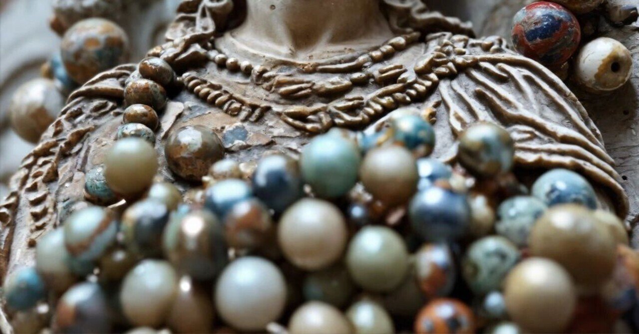 古玩・ギリシャ「アルカディア地方発掘・女神頭部」ペロポネソス半島・発掘出土・残欠 アテナ女神の巨大頭部彫刻 ケラミコス出土 : 日刊ギリシャ檸檬の森