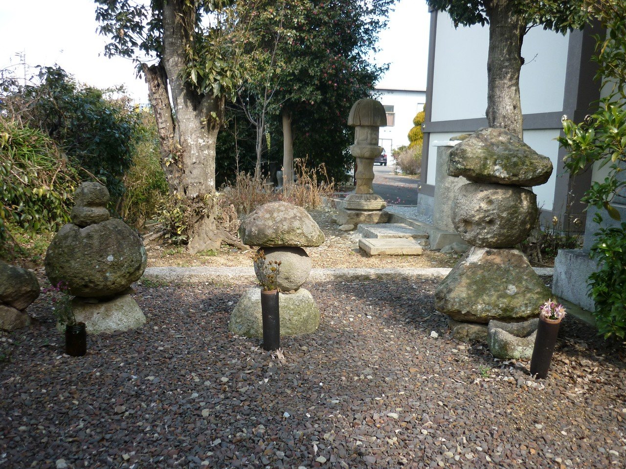 雑記：立善寺の細川頼之五輪塔｜綾