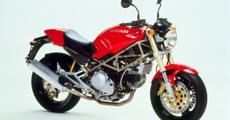 オートバイのある風景15　真っ赤なドゥカティM900