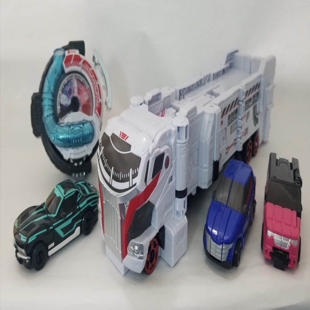 ブンブンジャー】待ちに待ったDXブンブンジャーロボを遊び尽くしタイヤ