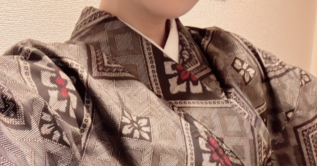 高評価！ 龍郷柄の大島紬。こんなにも格好良くて凛としていて、愛らしさも 着物・浴衣