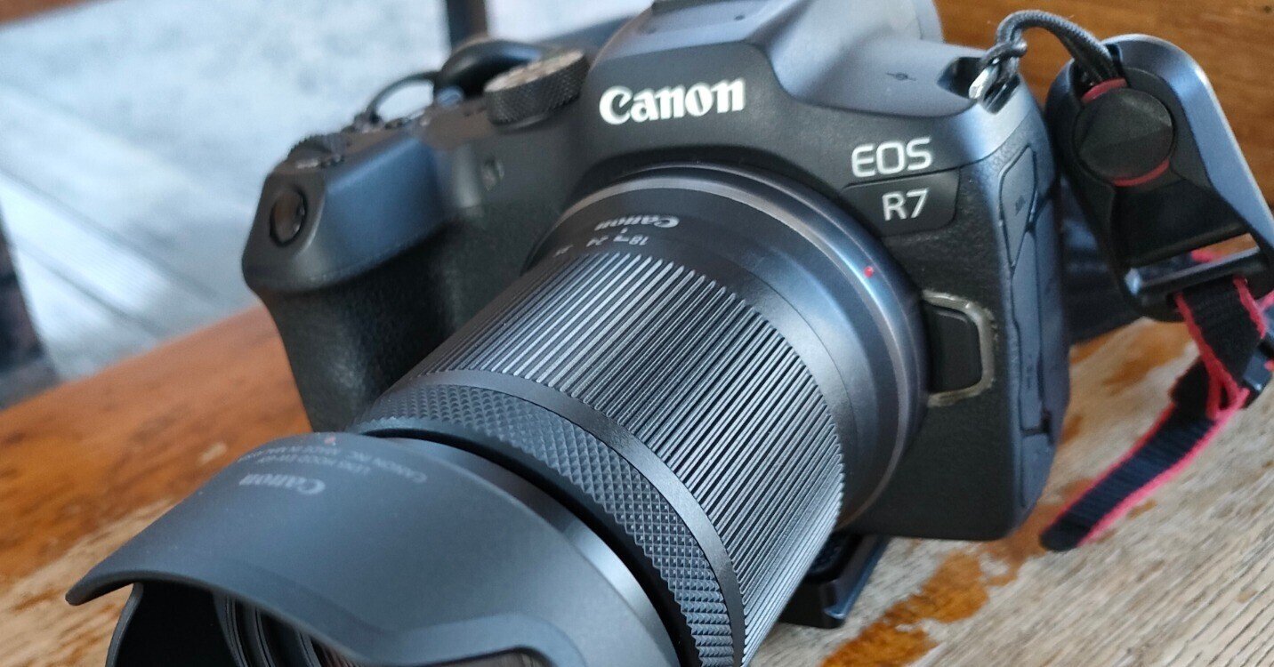 CanonレンズAPS-C機専用 | Canon 単焦点広角レンズ EF-S24mm F2.8